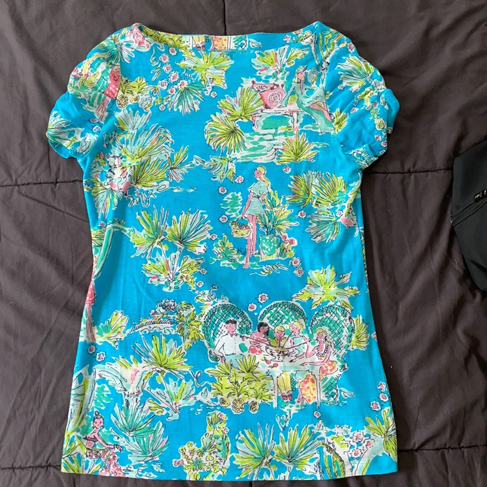 EUC Holy Grail Lilly Pulitzer Tee in Jungle Glam